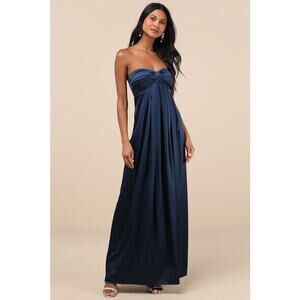 Lulus NWT Memorable Entrance Dark Blue Strapless Satin Pleated Maxi Gown Dress